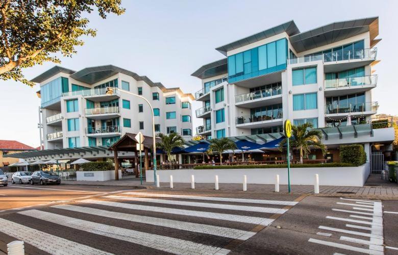 The Iconic Watermark On The Strand Townsville Exterior photo